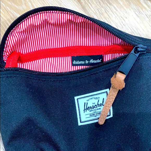 Handbags - Herschel NWOT black/red white stripe Fanny Pack